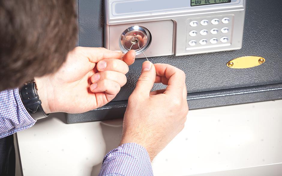  porte intérieure bloquée Fichet Nemours